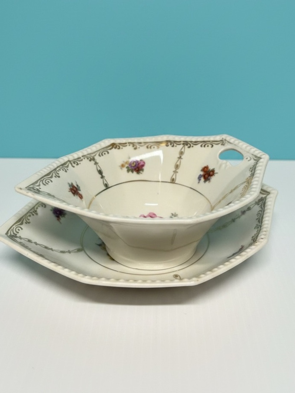 Vintage Octagonal Floral Gravy Boat & Underplate Set Gold Trim
